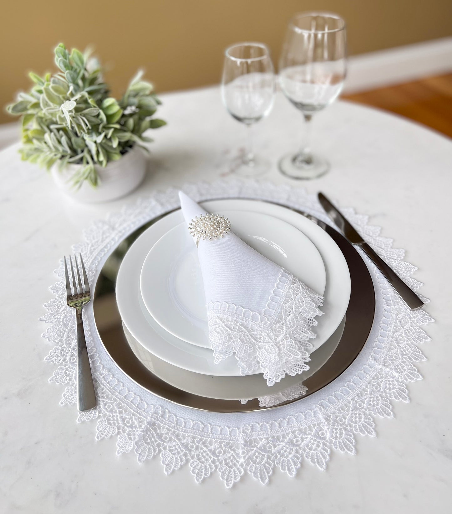 Guipir Lace Placemat