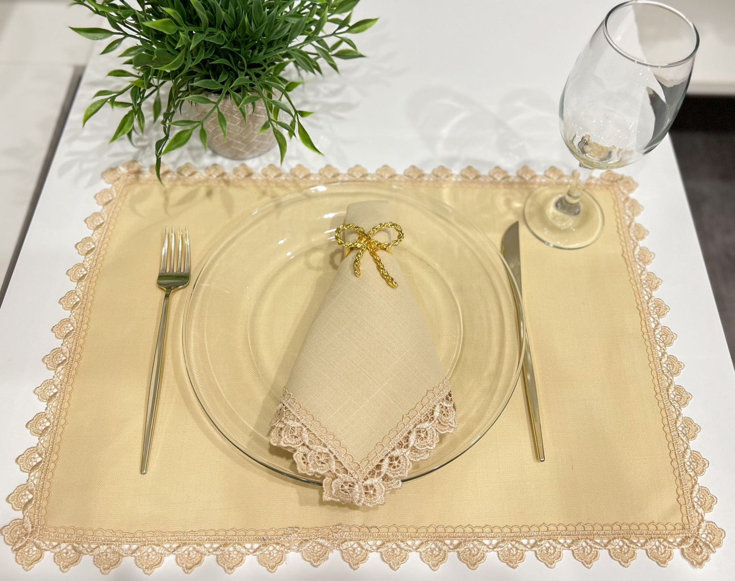 Guipir Lace Napkin